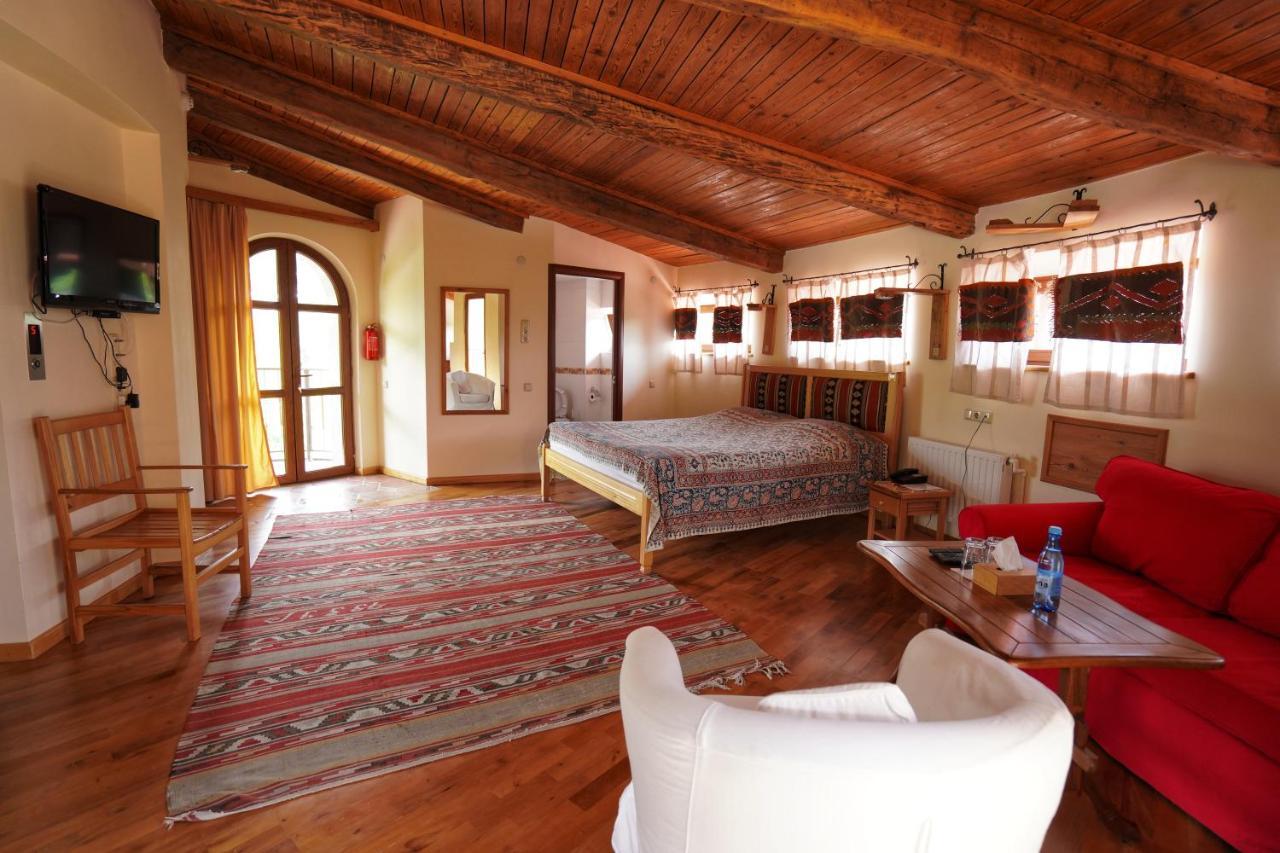 Hotel Mirhav Goris Dış mekan fotoğraf