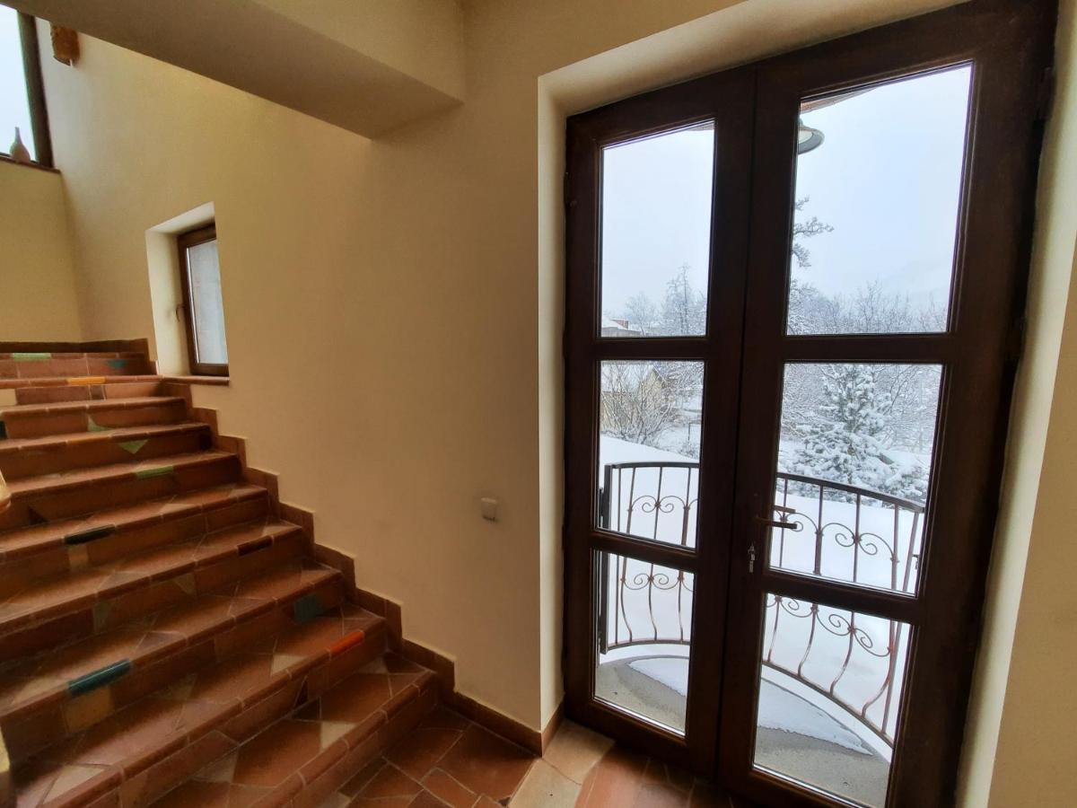 Hotel Mirhav Goris Dış mekan fotoğraf